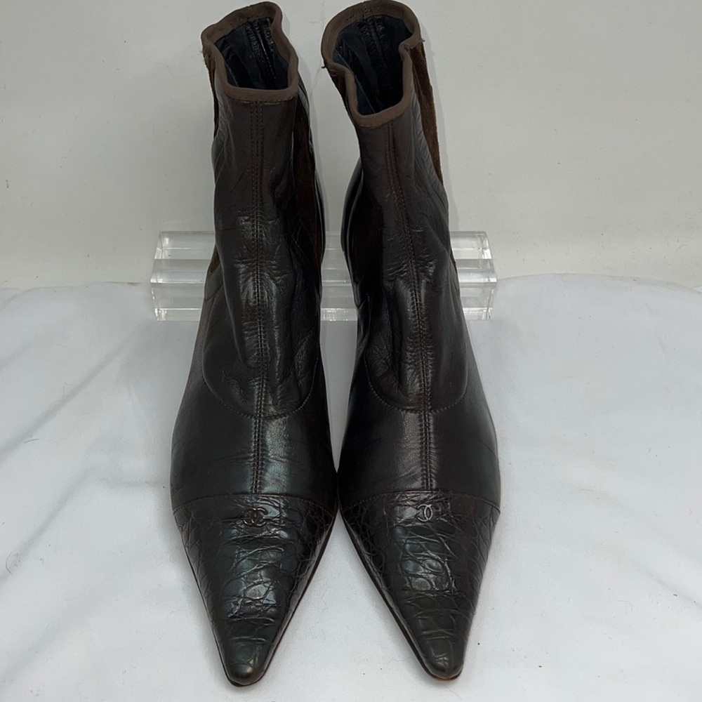 Chanel Sz 8 Brown Leather Croc and Suede Ankle Length Sock Kitten Heel Boots - Picture 3 of 16
